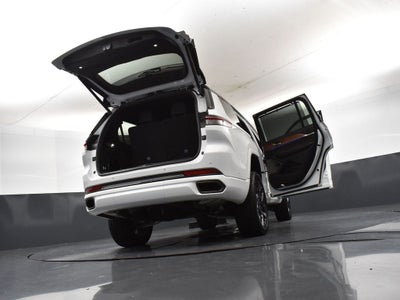 2025 Jeep Grand Cherokee L Summit Reserve 4x4