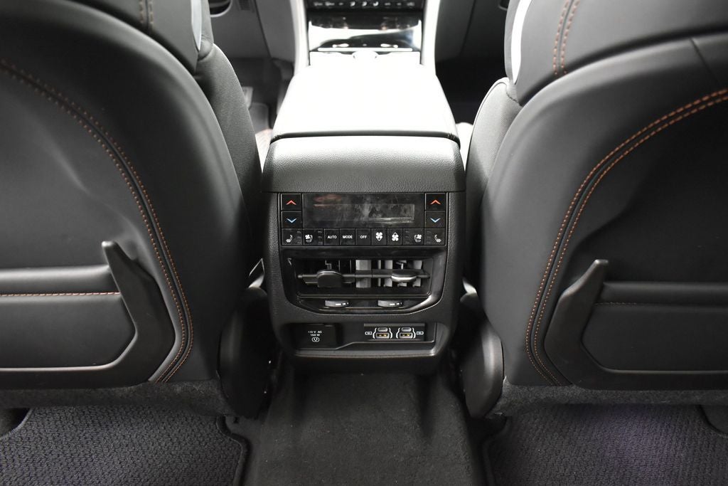 2025 Jeep Grand Cherokee L Summit Reserve 4x4
