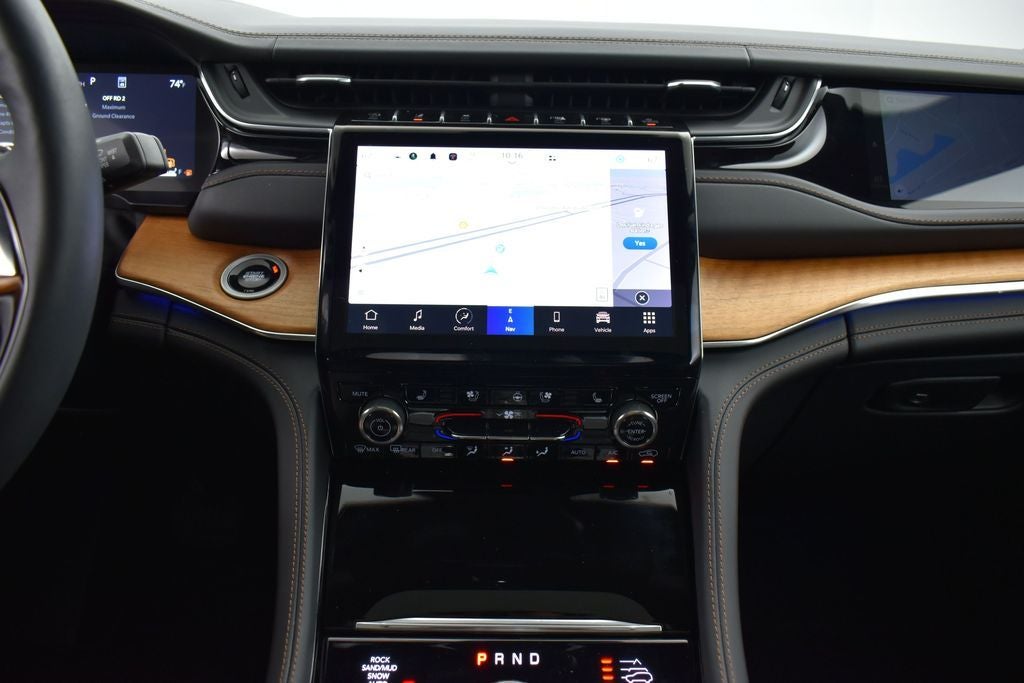 2025 Jeep Grand Cherokee L Summit Reserve 4x4