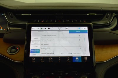 2025 Jeep Grand Cherokee L Summit Reserve 4x4