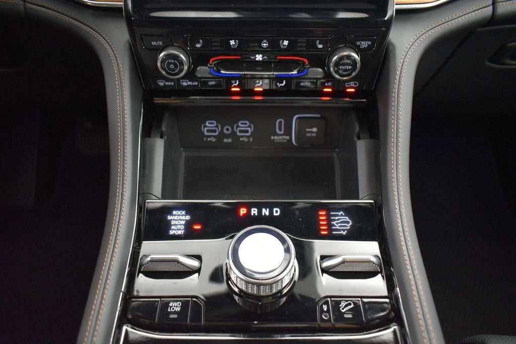 2025 Jeep Grand Cherokee L Summit Reserve 4x4