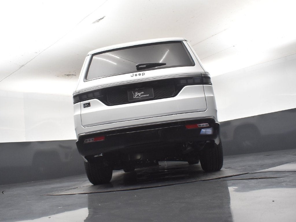 2027 Jeep Grand Wagoneer GRAND WAGONEER 4X2