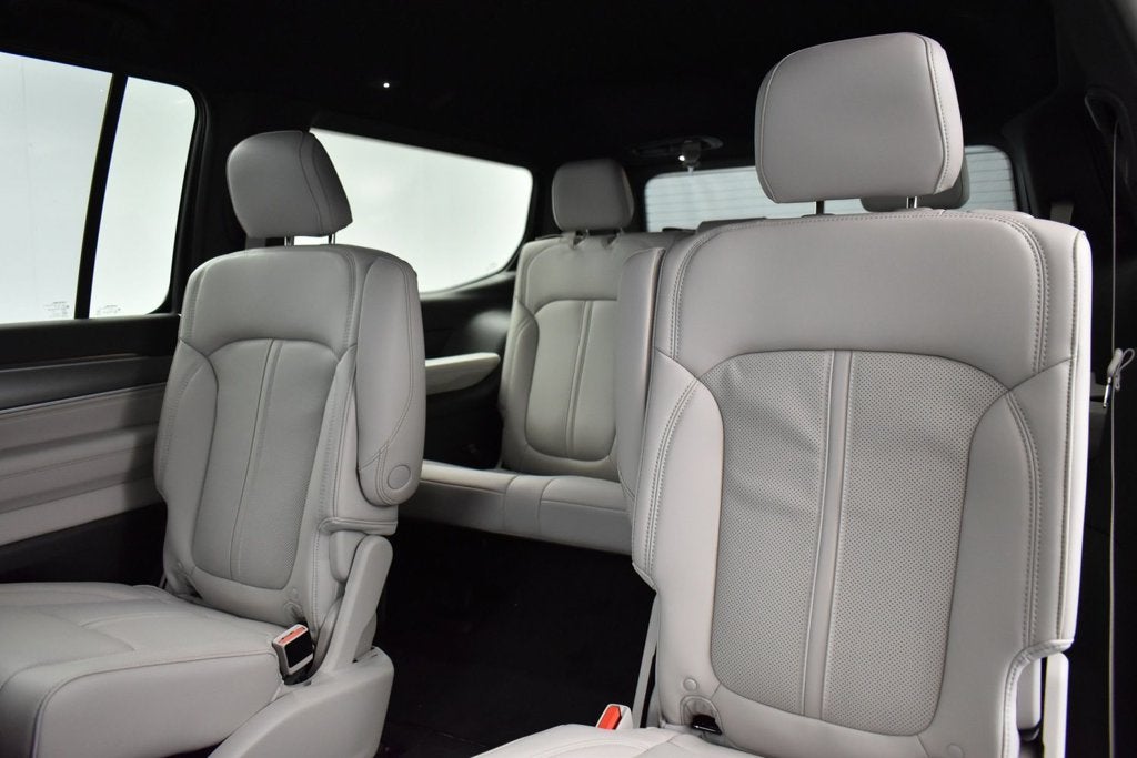 2027 Jeep Grand Wagoneer GRAND WAGONEER 4X2