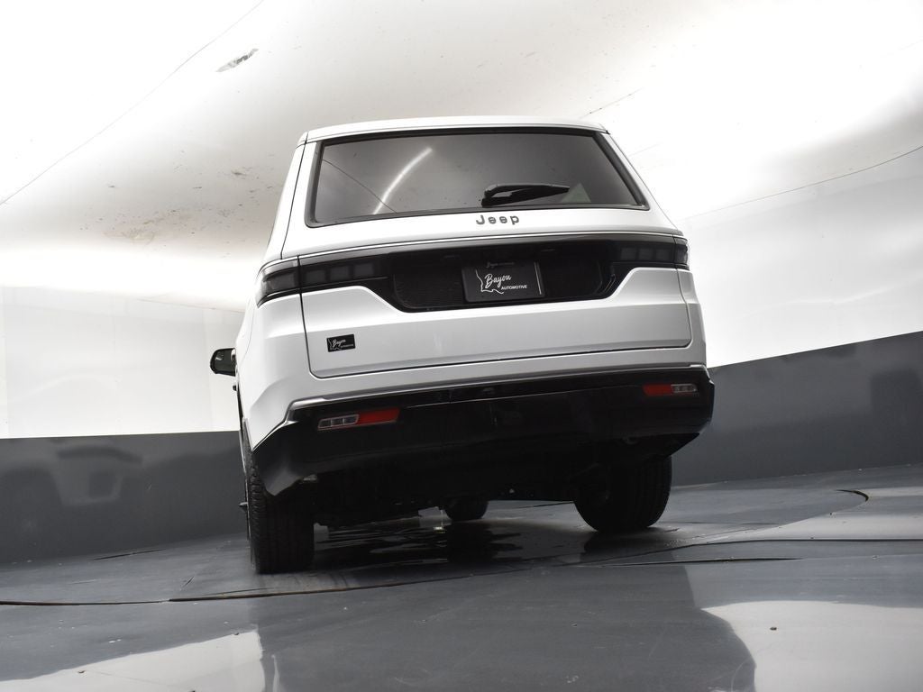 2026 Jeep Grand Wagoneer Base