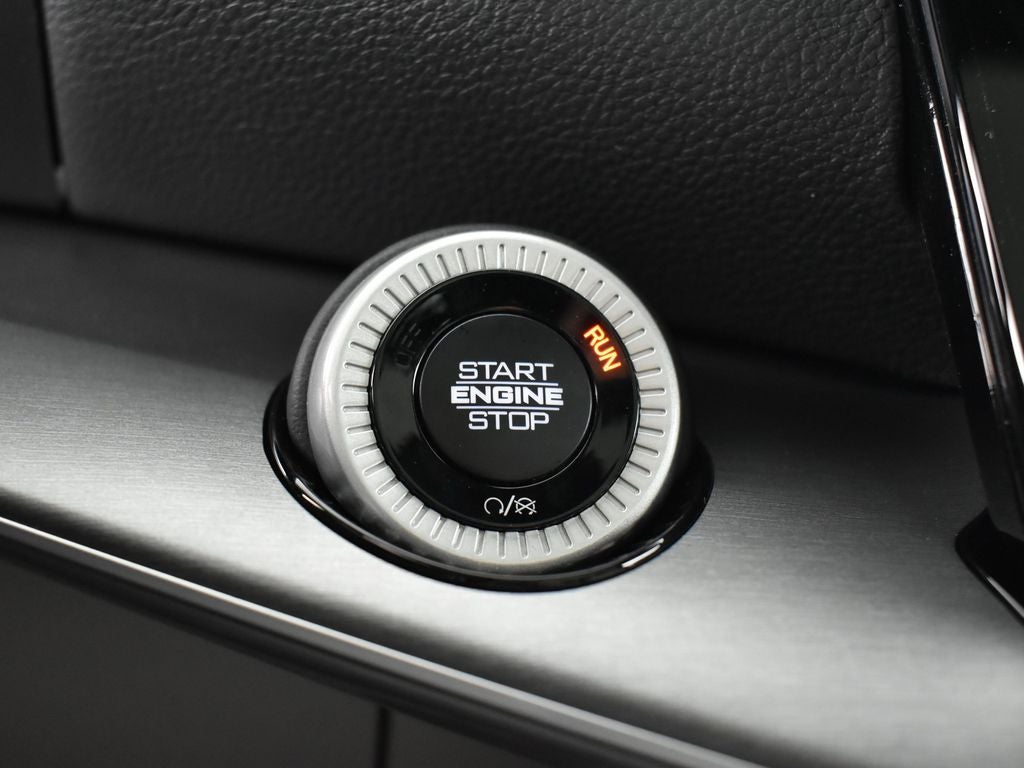 2026 Jeep Grand Wagoneer Base