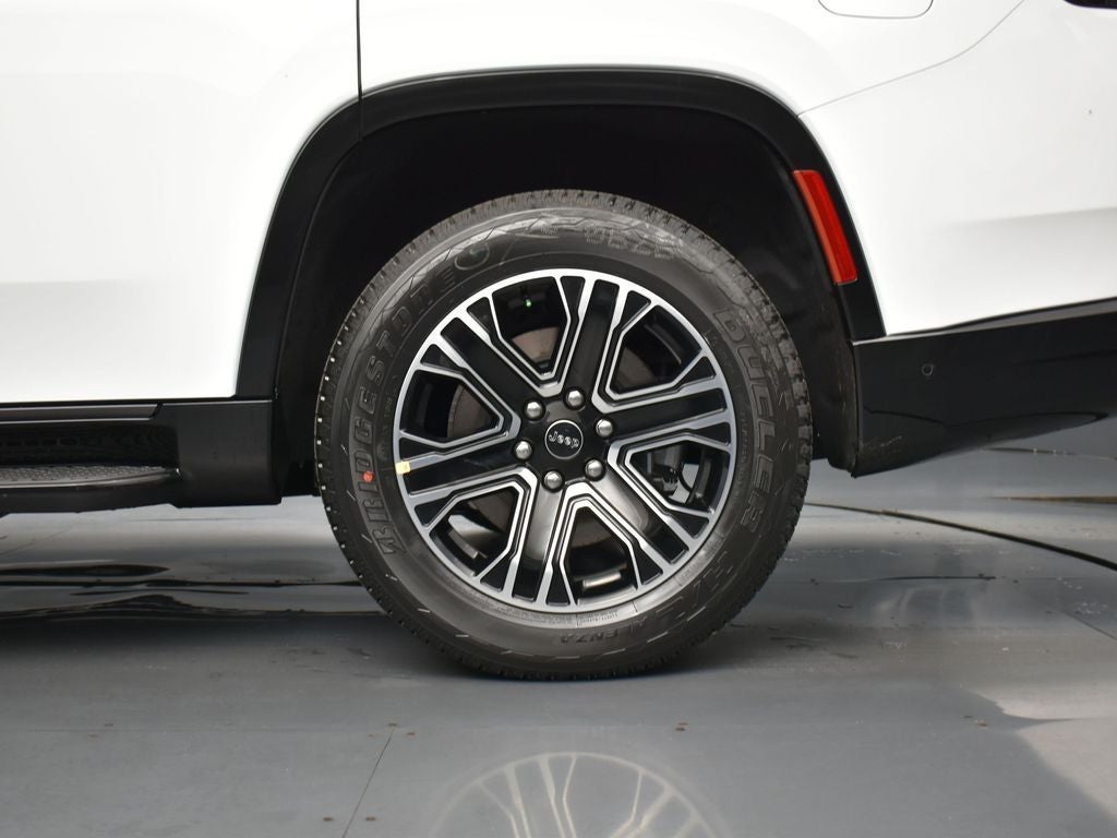 2026 Jeep Grand Wagoneer Base