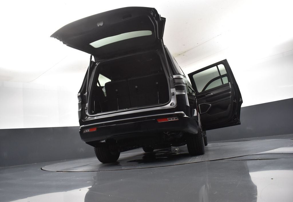 2026 Jeep Grand Wagoneer GRAND WAGONEER 4X2