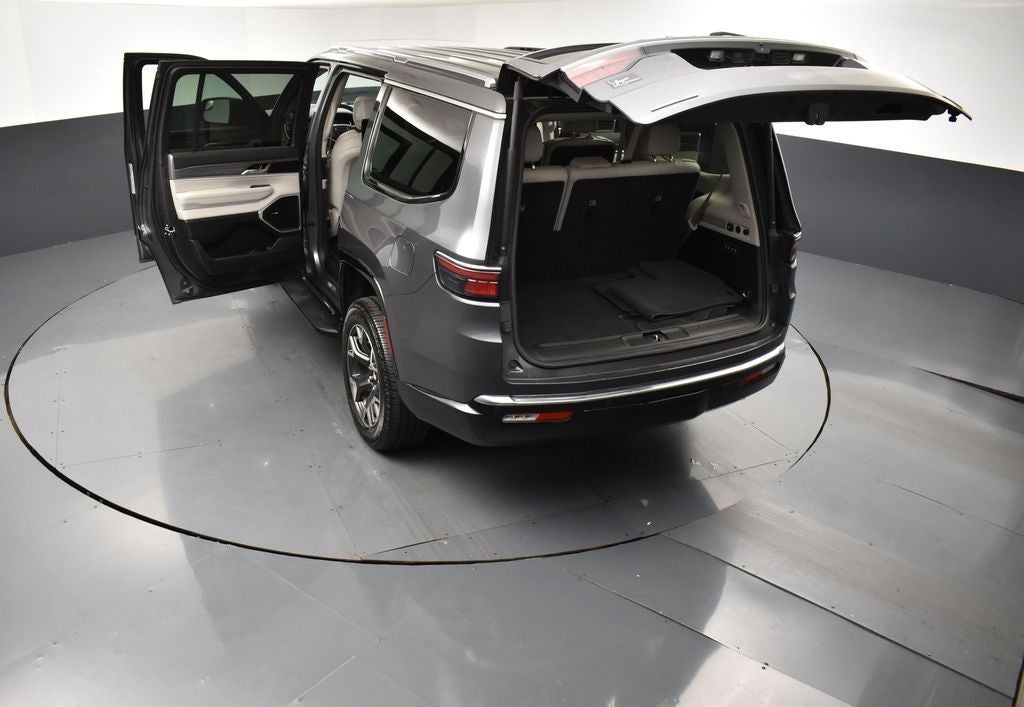 2023 Jeep Wagoneer Series III