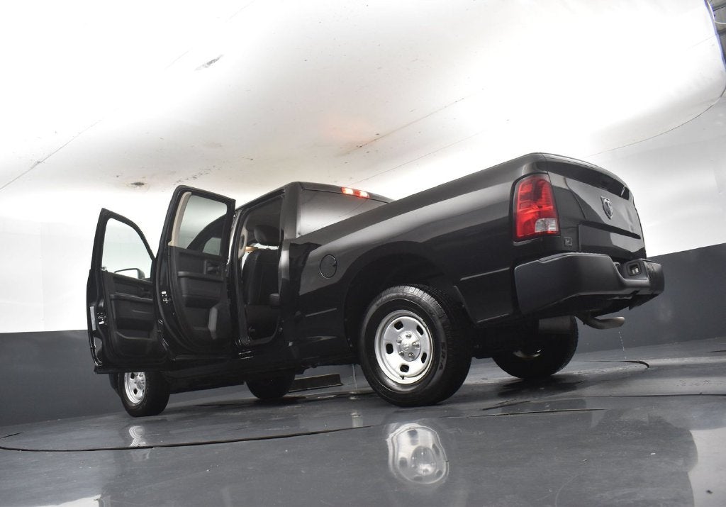 2021 RAM 1500 Classic Tradesman Quad Cab 4x2 6'4' Box