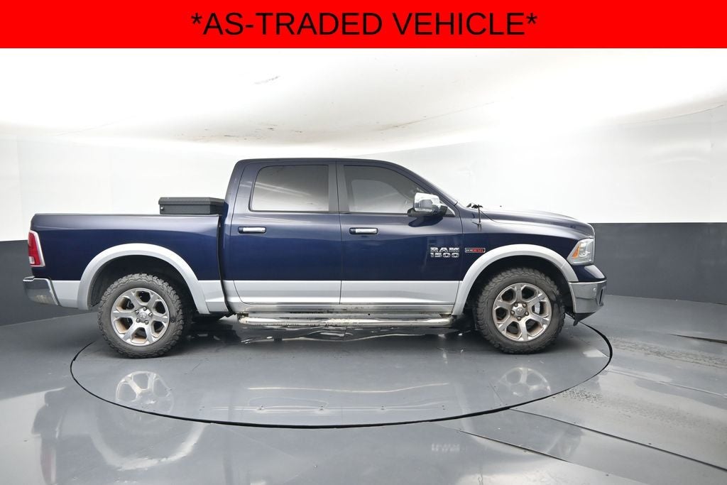 2017 RAM 1500 Laramie Crew Cab 4x4 5'7' Box