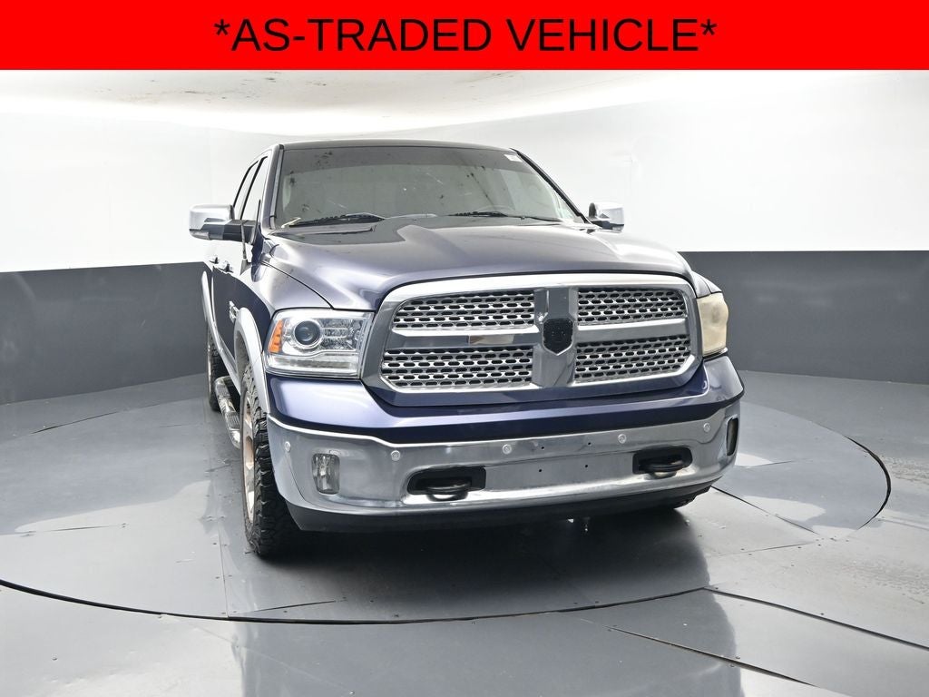 2017 RAM 1500 Laramie Crew Cab 4x4 5'7' Box