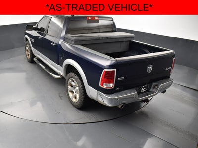 2017 RAM 1500 Laramie Crew Cab 4x4 5'7' Box