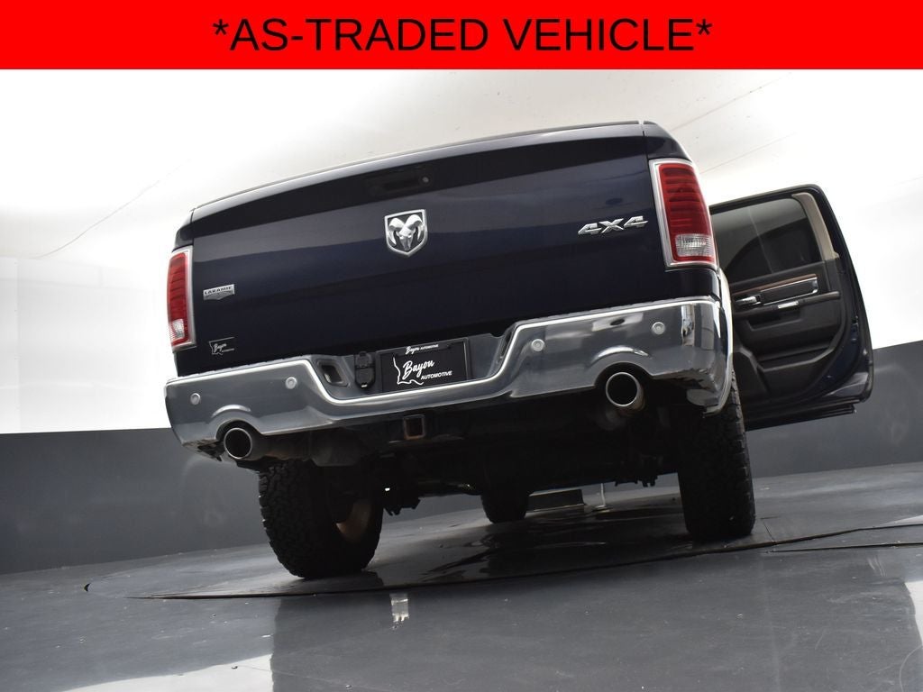 2017 RAM 1500 Laramie Crew Cab 4x4 5'7' Box