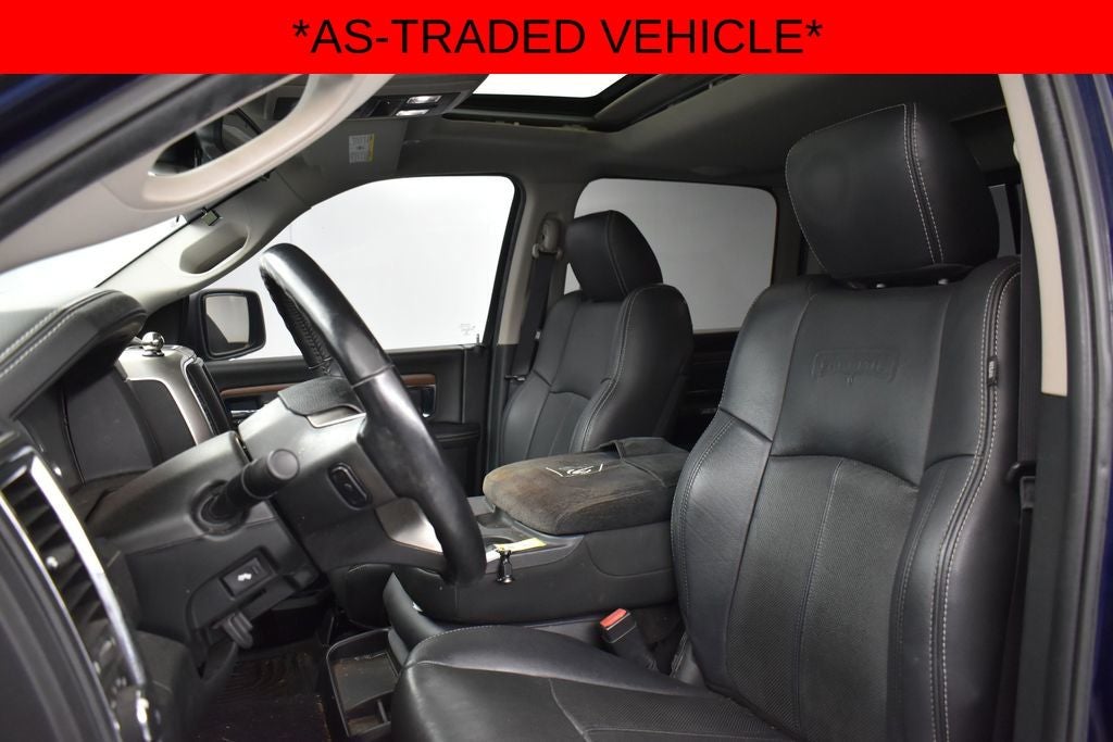 2017 RAM 1500 Laramie Crew Cab 4x4 5'7' Box