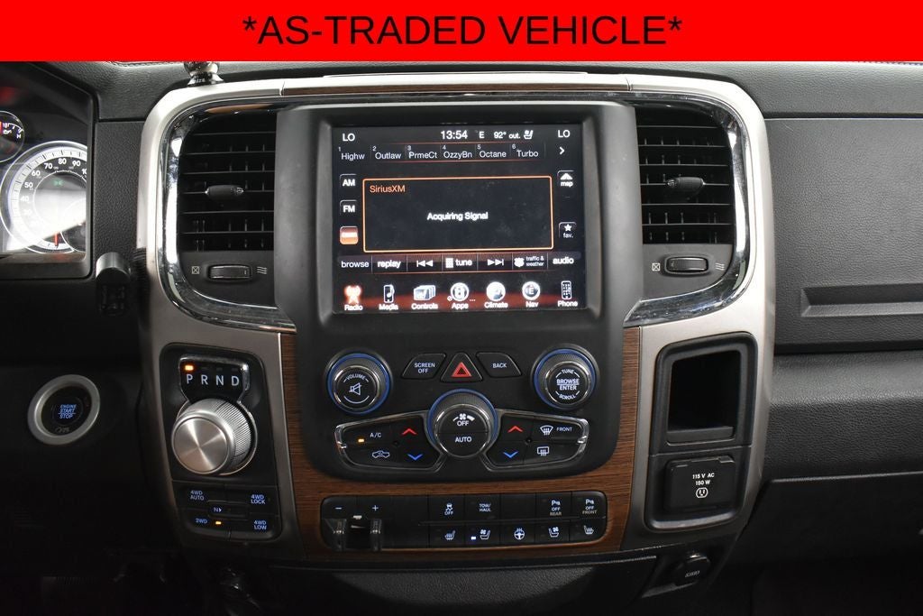 2017 RAM 1500 Laramie Crew Cab 4x4 5'7' Box