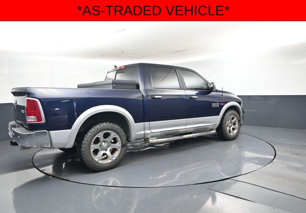 2017 RAM 1500 Laramie Crew Cab 4x4 5'7' Box
