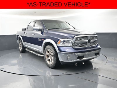 2017 RAM 1500 Laramie Crew Cab 4x4 5'7' Box
