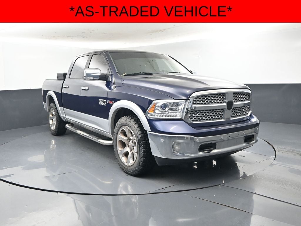 2017 RAM 1500 Laramie Crew Cab 4x4 5'7' Box