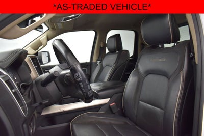 2020 RAM 1500 Laramie Quad Cab 4x2 6'4' Box