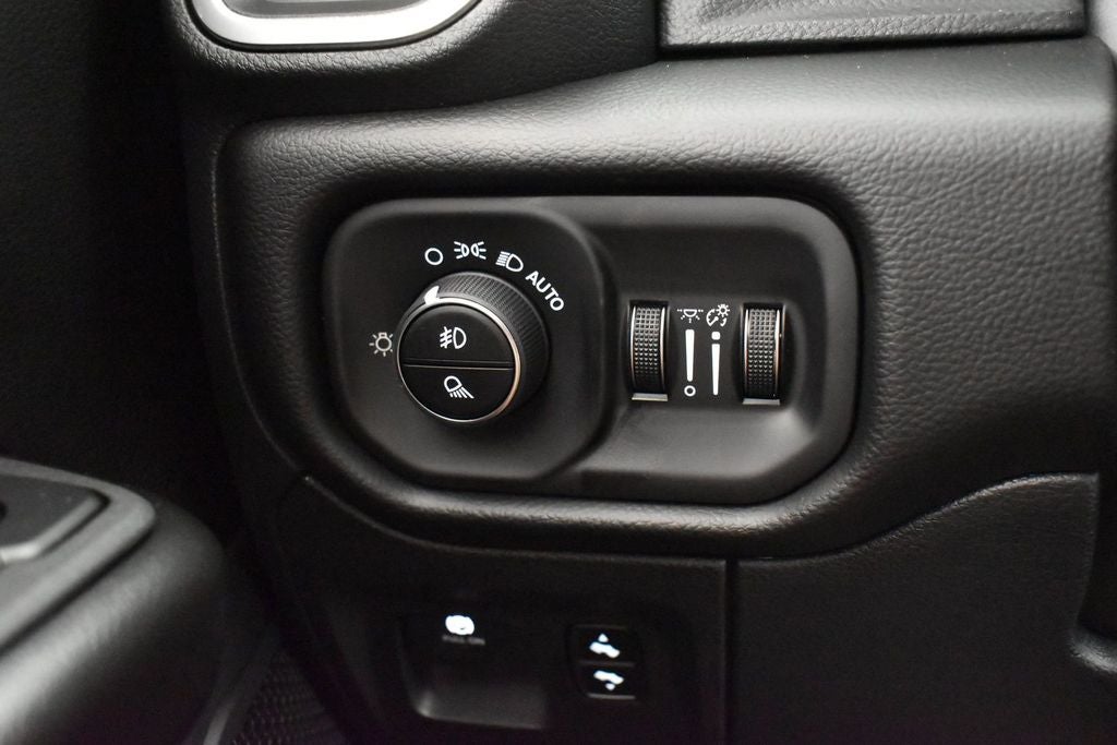 2027 RAM 1500 Big Horn
