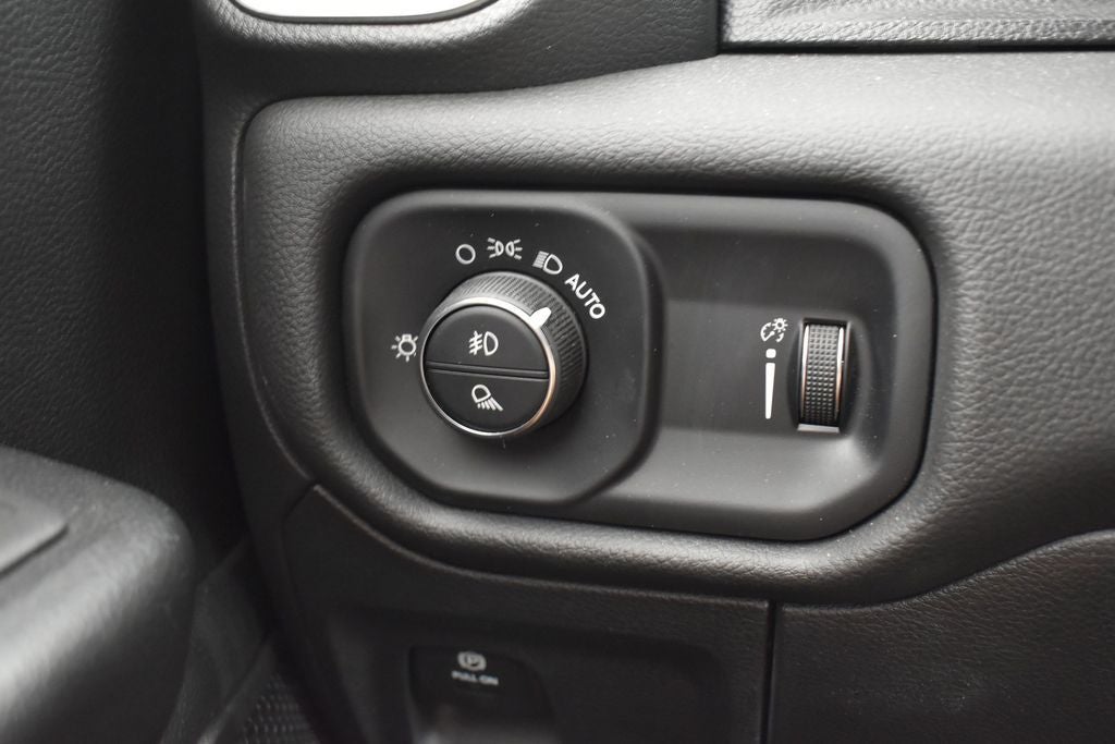2024 RAM 1500 Big Horn Crew Cab 4x2 5'7' Box