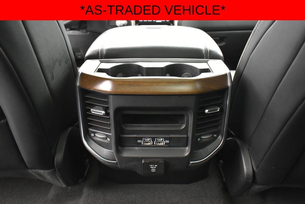2022 RAM 1500 Laramie Crew Cab 4x2 5'7' Box