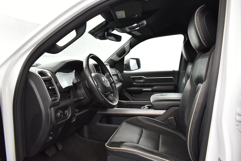 2024 RAM 1500 Laramie Crew Cab 4x2 5'7' Box