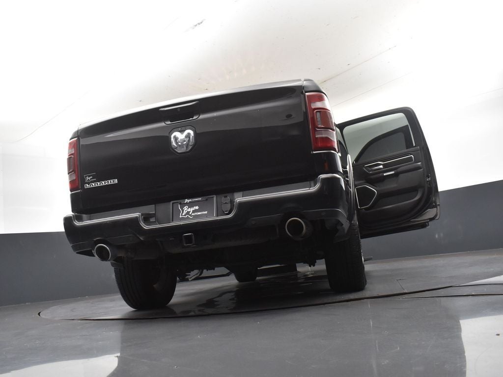 2020 RAM 1500 Laramie Crew Cab 4x2 5'7' Box