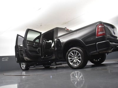2020 RAM 1500 Laramie Crew Cab 4x2 5'7' Box