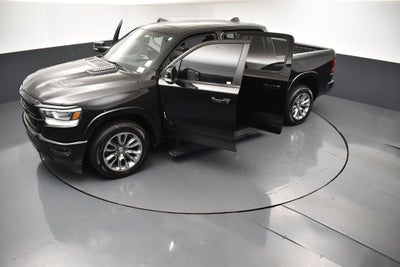 2020 RAM 1500 Laramie Crew Cab 4x2 5'7' Box