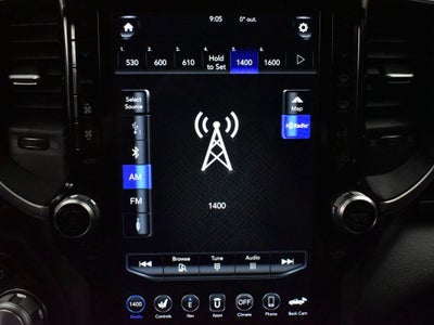 2020 RAM 1500 Laramie Crew Cab 4x2 5'7' Box