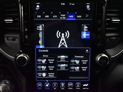 2020 RAM 1500 Laramie Crew Cab 4x2 5'7' Box