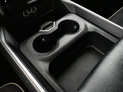 2020 RAM 1500 Laramie Crew Cab 4x2 5'7' Box