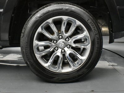 2020 RAM 1500 Laramie Crew Cab 4x2 5'7' Box