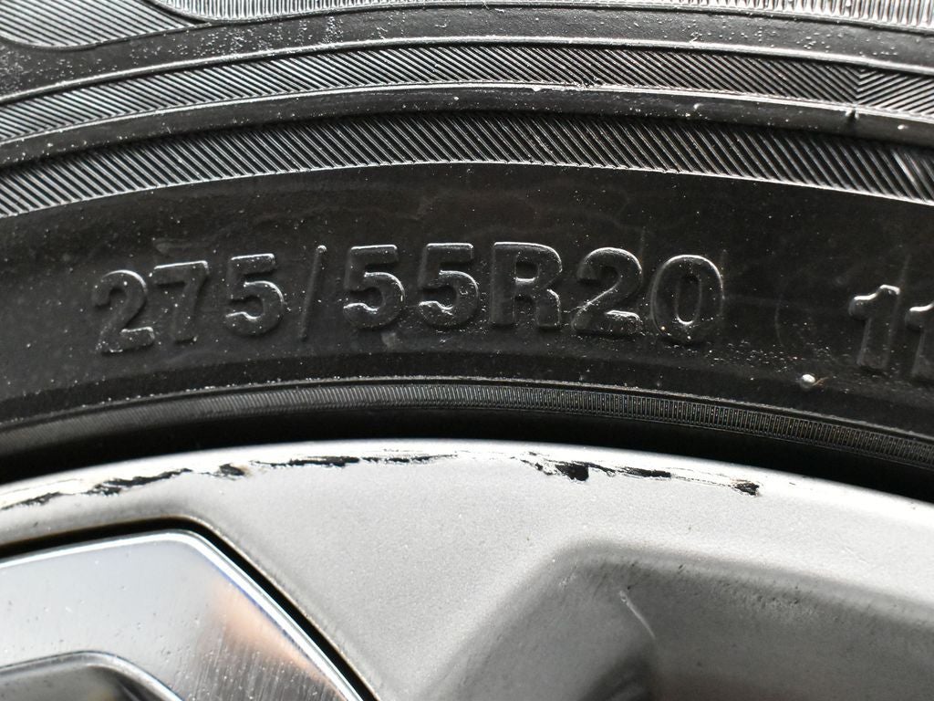 2020 RAM 1500 Laramie Crew Cab 4x2 5'7' Box