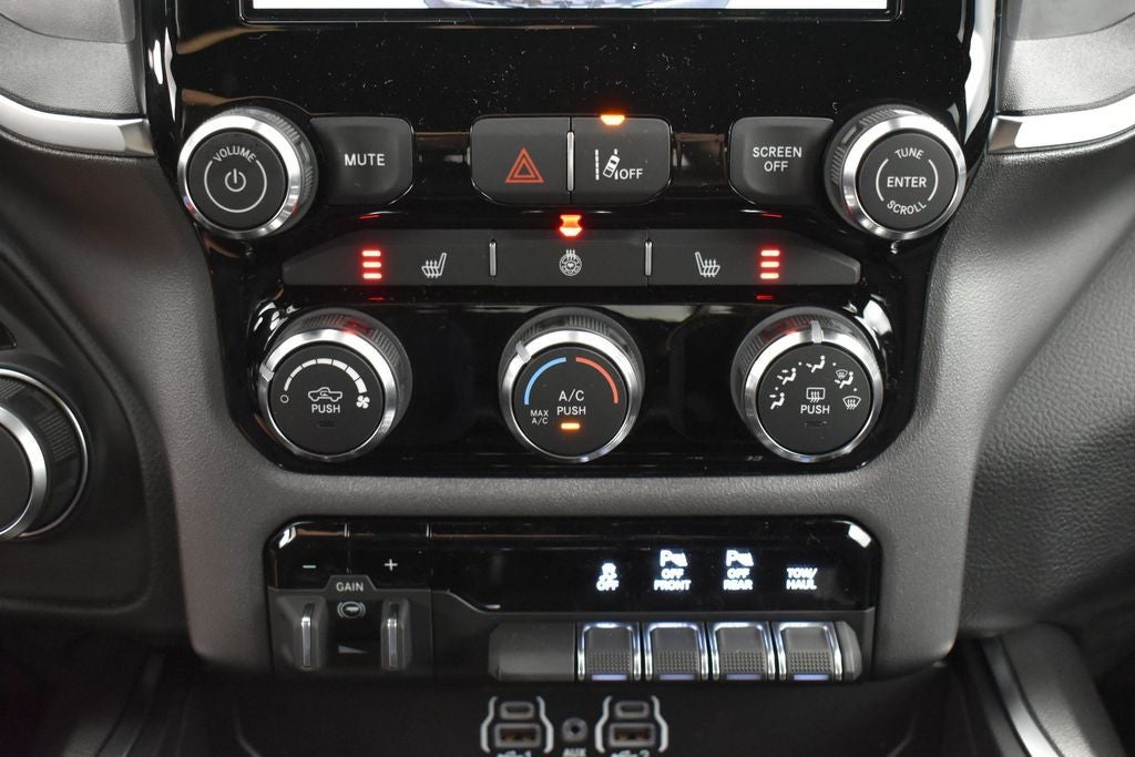 2026 RAM 1500 RAM 1500 BIG HORN CREW CAB 4X4 5'7' BOX