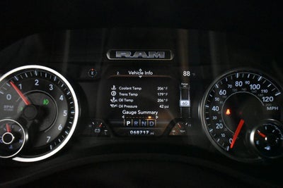 2022 RAM 1500 Big Horn Crew Cab 4x4 5'7' Box