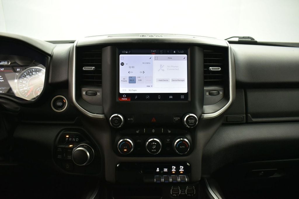 2022 RAM 1500 Big Horn Crew Cab 4x4 5'7' Box