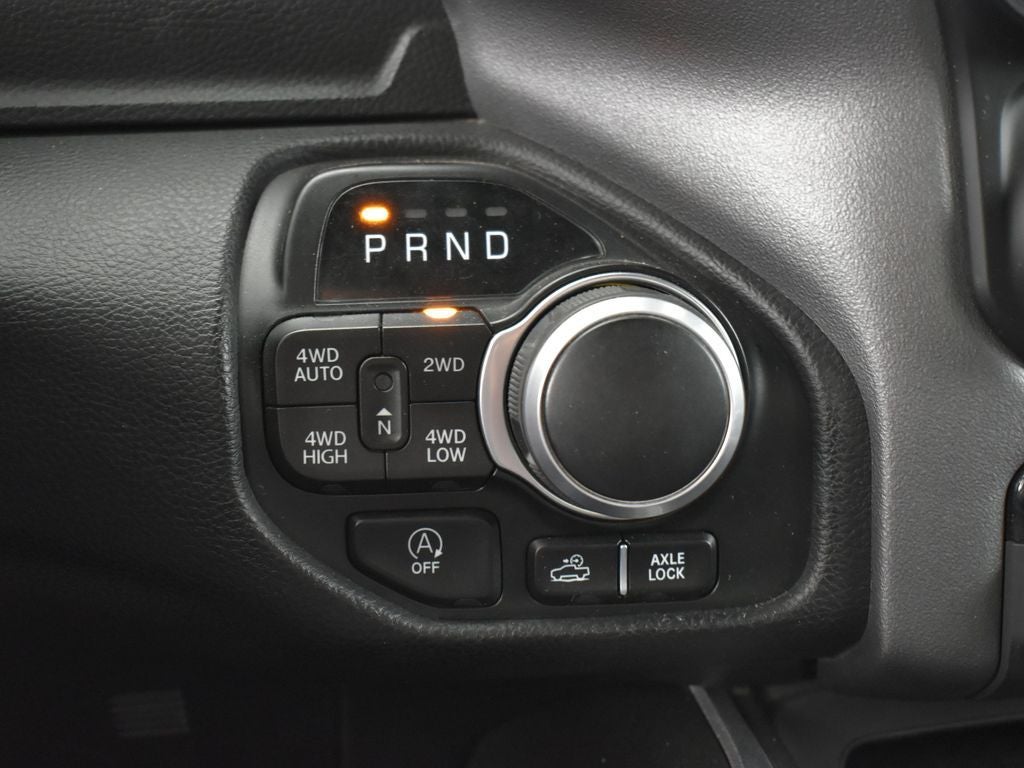 2023 RAM 1500 Lone Star Crew Cab 4x4 5'7' Box