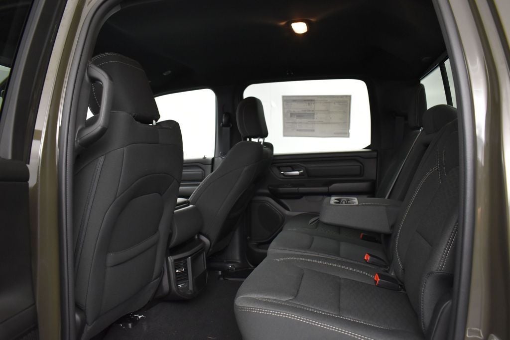 2026 RAM 1500 RAM 1500 WARLOCK CREW CAB 4X4 5'7' BOX