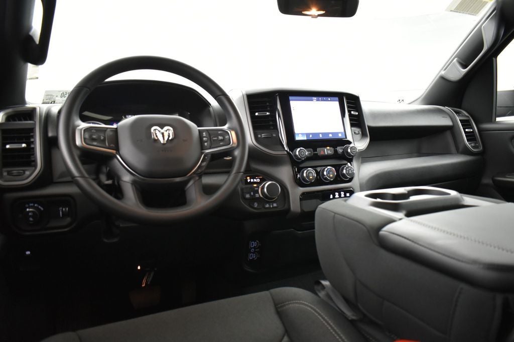 2026 RAM 1500 RAM 1500 WARLOCK CREW CAB 4X4 5'7' BOX