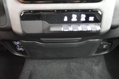 2026 RAM 1500 RAM 1500 WARLOCK CREW CAB 4X4 5'7' BOX