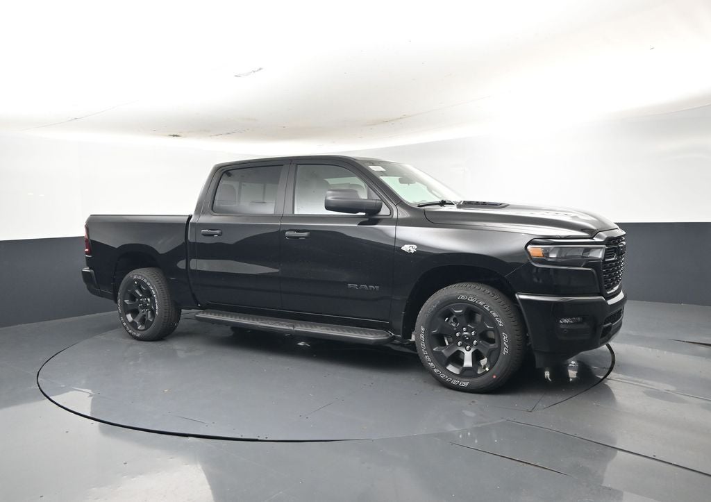 2026 RAM 1500 RAM 1500 EXPRESS CREW CAB 4X4 5'7' BOX