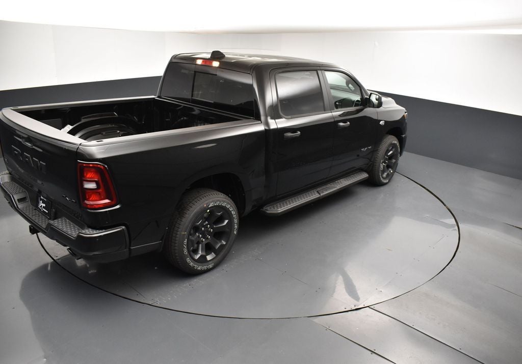 2026 RAM 1500 RAM 1500 EXPRESS CREW CAB 4X4 5'7' BOX