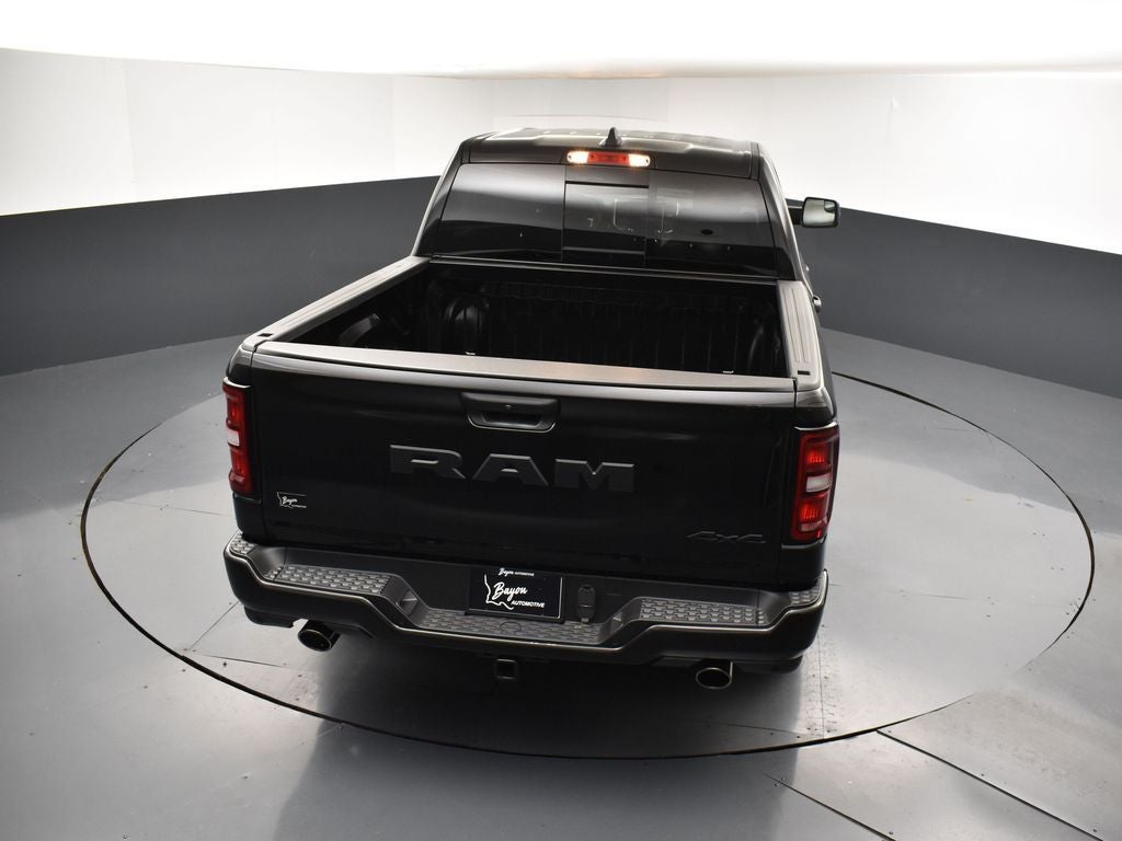 2026 RAM 1500 RAM 1500 EXPRESS CREW CAB 4X4 5'7' BOX