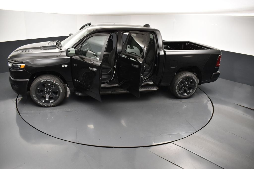 2026 RAM 1500 RAM 1500 EXPRESS CREW CAB 4X4 5'7' BOX