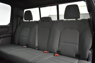 2026 RAM 1500 RAM 1500 EXPRESS CREW CAB 4X4 5'7' BOX