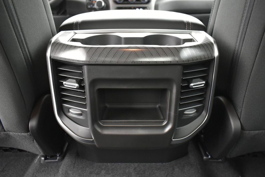 2026 RAM 1500 RAM 1500 EXPRESS CREW CAB 4X4 5'7' BOX