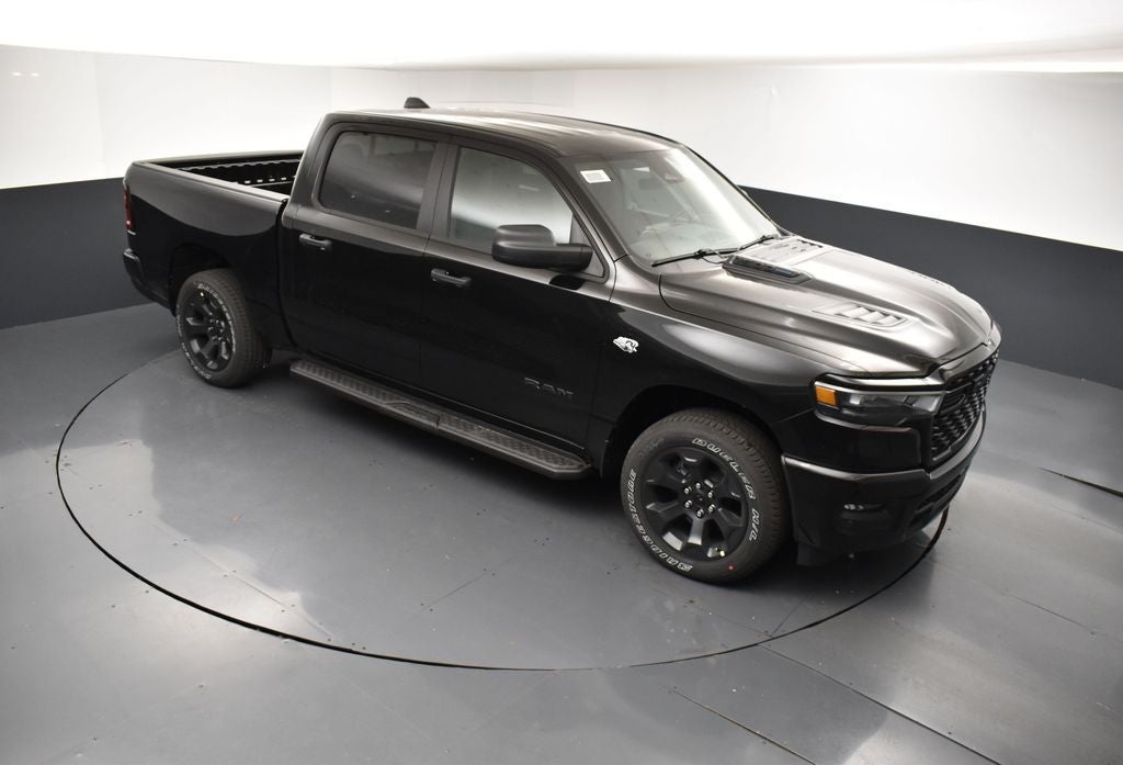 2026 RAM 1500 RAM 1500 EXPRESS CREW CAB 4X4 5'7' BOX