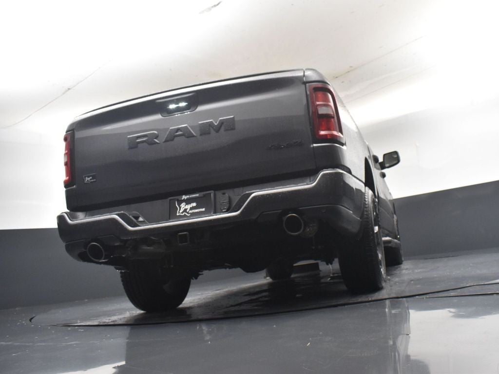 2026 RAM 1500 RAM 1500 EXPRESS CREW CAB 4X4 5'7' BOX